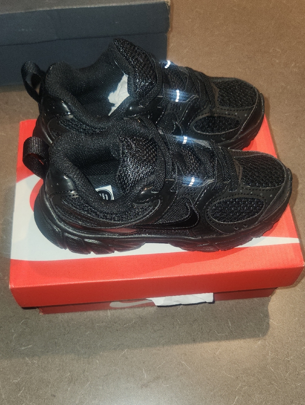 Nike Kids Black Mesh & Synthetic Sneaker